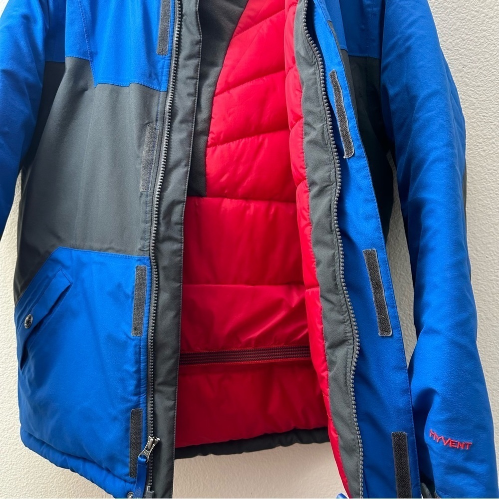 The north face boys large jacket - Picture 11 of 16